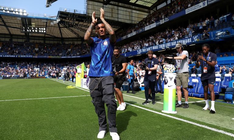 (VIDEO) NUEVO COMPAÑERO DE MOI CAICEDO: Chelsea presentó a Jadon Sancho