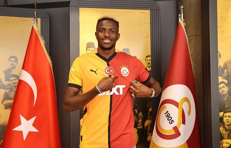 ES OFICIAL: Osimhen es nuevo jugador del Galatasaray