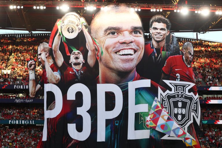 (VIDEO) El homenaje de la Selección de Portugal a Pepe