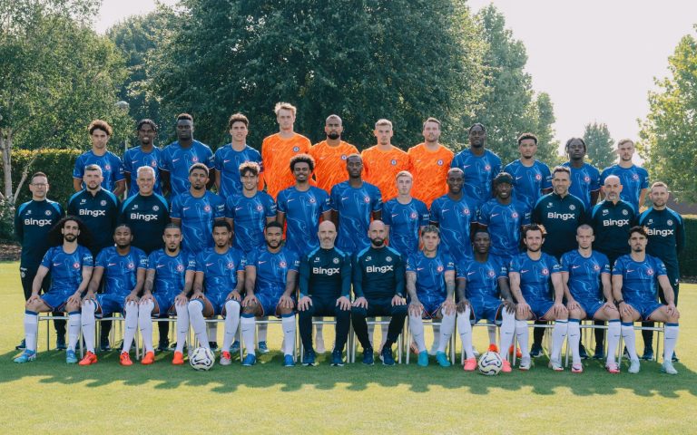 Moisés entre las figuras: La foto oficial del Chelsea para esta temporada