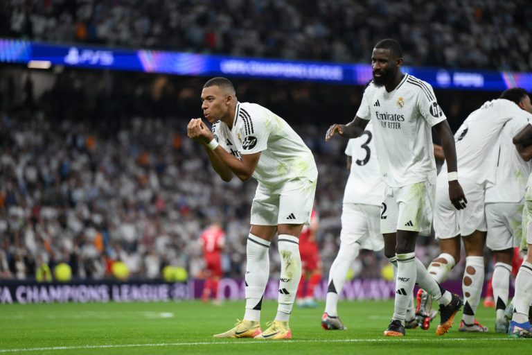 (VIDEO) Real Madrid sufrió, pero ganó en su estreno de Champions League