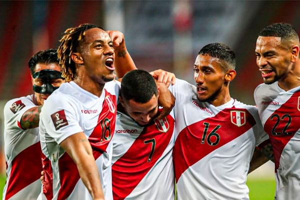 Perú y su posible alineación para enfrentar a Ecuador