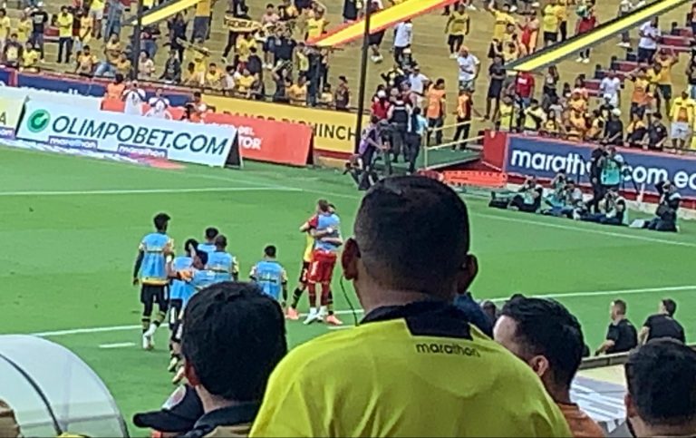 (VIDEO) Octavio Rivero festejó su gol con Javier Burrai