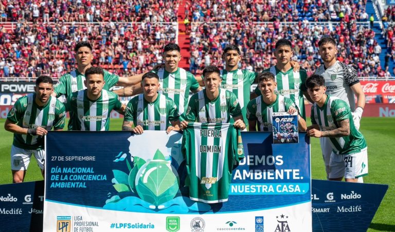 El gran gesto del plantel de Banfield con Damián Díaz tras su lesión