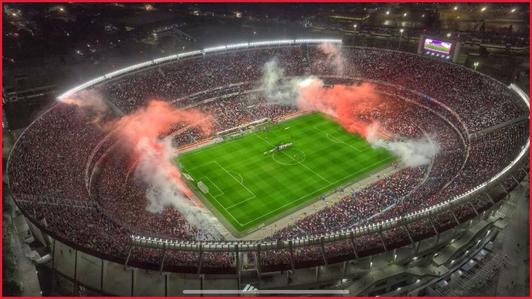 El Monumental de River fue evacuado por una amenaza de bomba