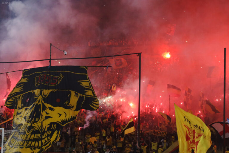 ¿Mensaje para la Sur Oscura? Los precios de las entradas para el BSC vs. Delfín