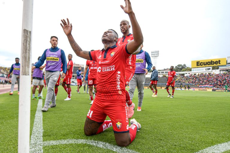 (VIDEO) ¡PALIZA DE EL NACIONAL EN QUITO! Goleó a BSC en el Olímpico Atahualpa