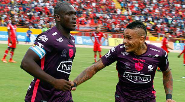 (VIDEO) Alvez elogia a Castillo: “Que se quede mi ‘chocolate'”