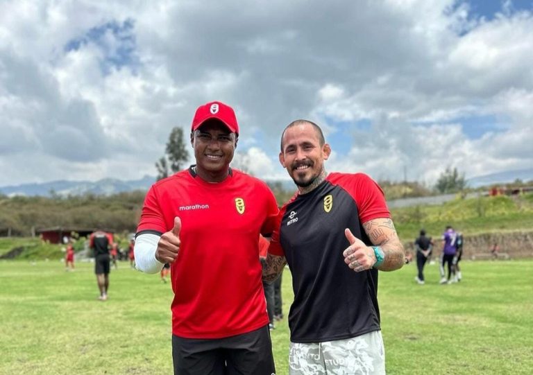 (FOTO) Chito Vera visitó a Antonio Valencia y su equipo