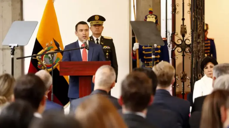 Gobierno suspende la jornada laboral el próximo 31 de octubre de 2024