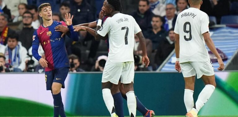 (VIDEO) ¡Se dijeron ‘cositas’! El cruce entre Vinicius y Gavi