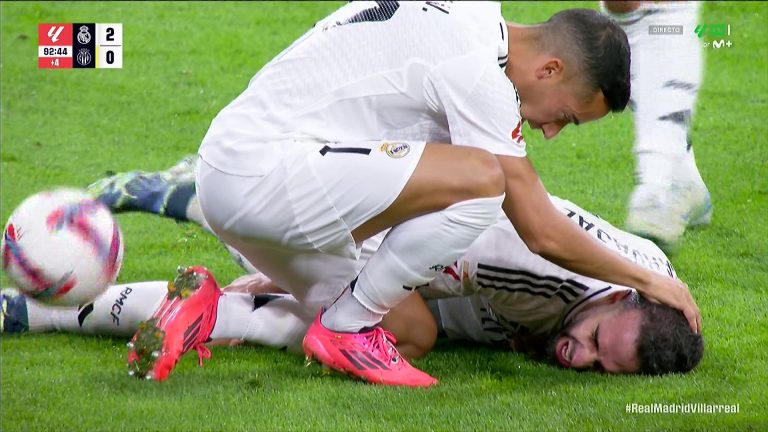 (VIDEO) ENCIENDE LAS ALARMAS: Carvajal salió entre lágrimas y en camilla