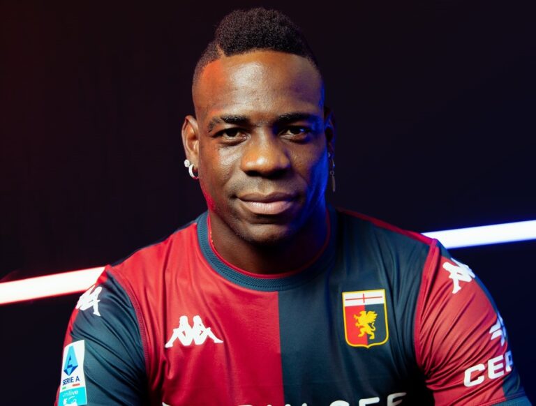 OFICIAL: Mario Balotelli es nuevo jugador del Genoa