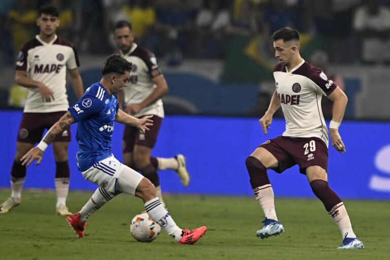 (VIDEO) Cruzeiro y Lanús empataron en la ida de las semifinales de Sudamericana