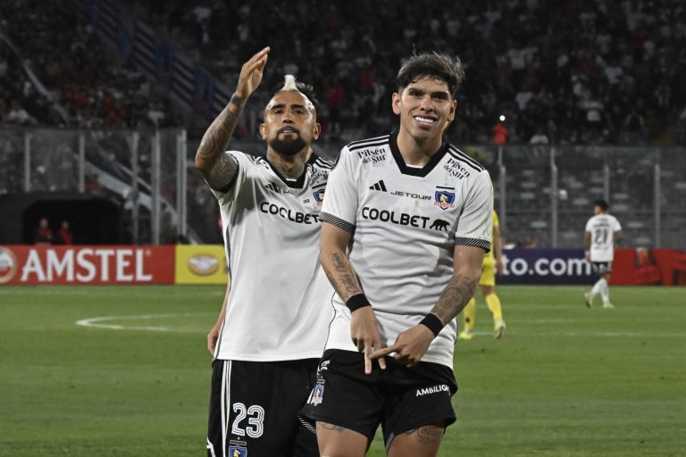 LUEGO DE SER LIBERADO DE LA SELECCIÓN: Arturo Vidal respaldó a Carlos Palacios