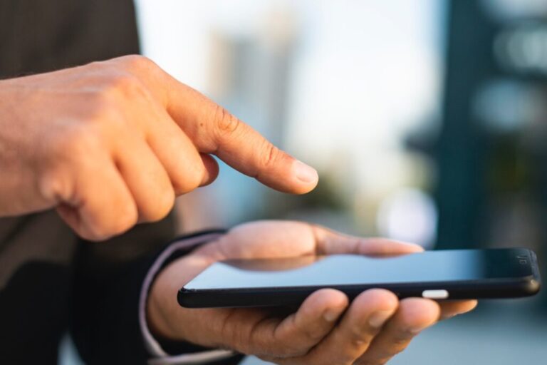 DARÁN FACILIDADES: Operadoras de telefonía móvil llegaron a un acuerdo con el Gobierno
