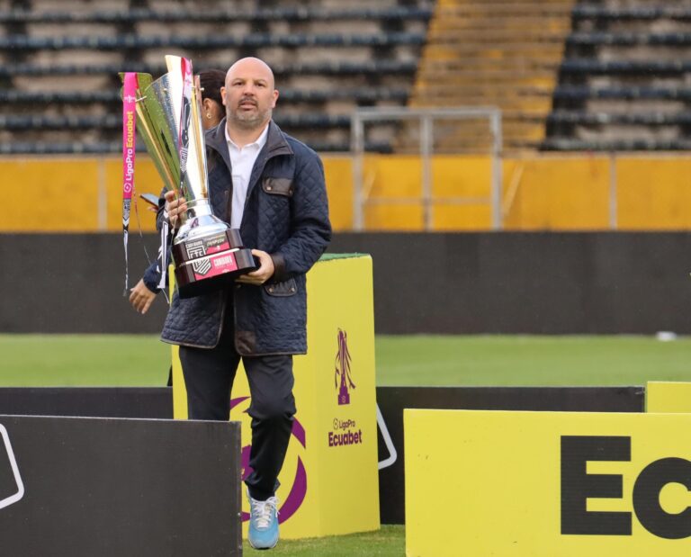 (VIDEO) “Clubes pidieron a FEF que se reconsidere la situación”: Loor y los descensos en la Serie B