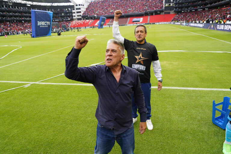 (VIDEO) Marcelo Zuleta: “Hay que hacerle un monumento a estos jugadores”