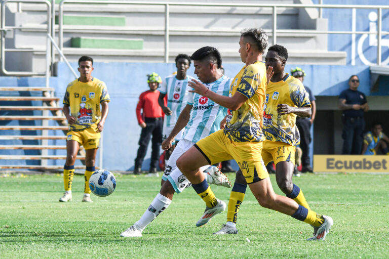 (VIDEO) ¡6-4! FESTIVAL DE GOLES EN MANTA: Delfín mandó a la Serie B a Cumbayá