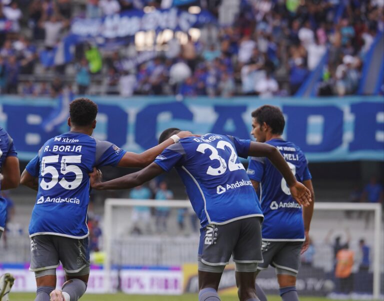 ¡9 JUGADORES ANALIZAN IRSE DE EMELEC!