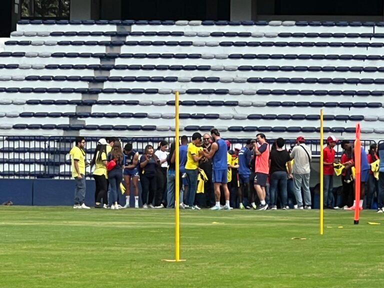 La TRI: Hubo activación con hinchas en el Capwell