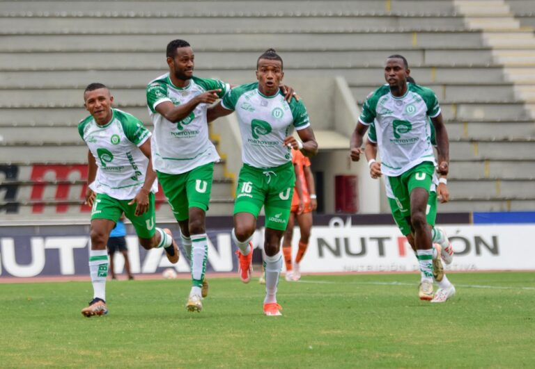 (VIDEO) VENTAJA MANABITA: LDUP Derrotó a Deportivo Quito en el Gonzalo Pozo