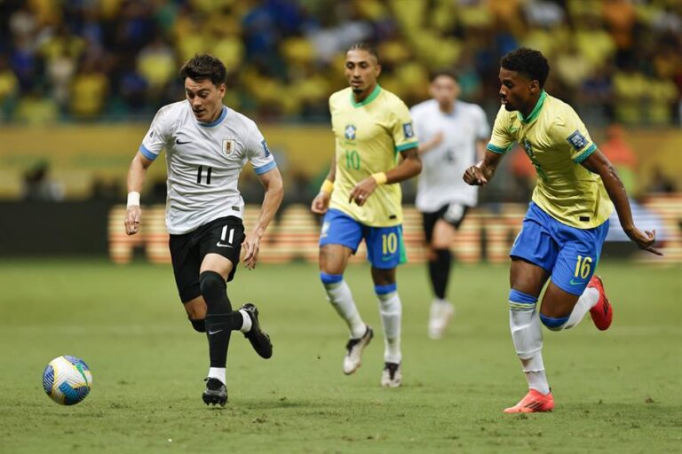 (VIDEO) A MANO EN BAHÍA: Brasil y Uruguay empataron en un intenso partido