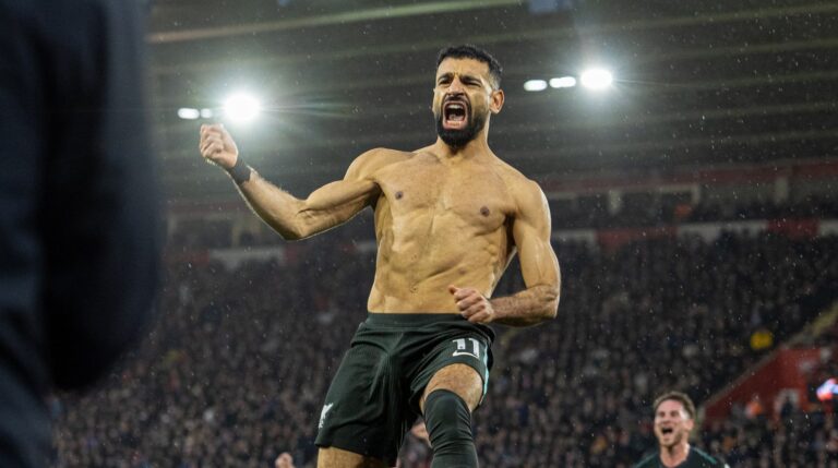 Salah hace saltar las alarmas: “Estoy más fuera que dentro del Liverpool”