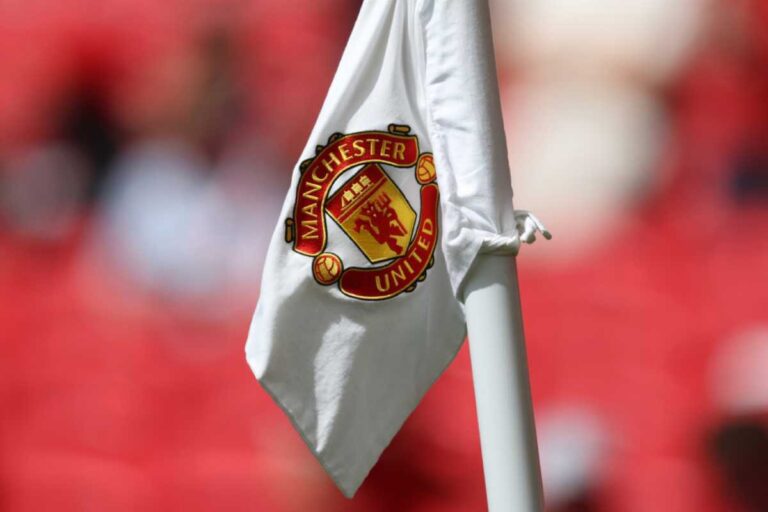 El Manchester United confirma la salida de Rudd Van Nistelrooy