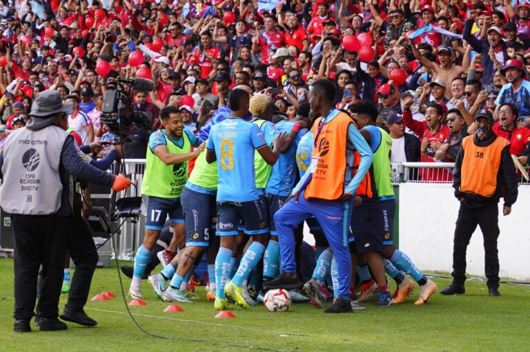 (VIDEO) LOCURA EN CASA BLANCA: ¡EL NACIONAL ES CAMPEÓN DE LA COPA ECUADOR DIRECTV!