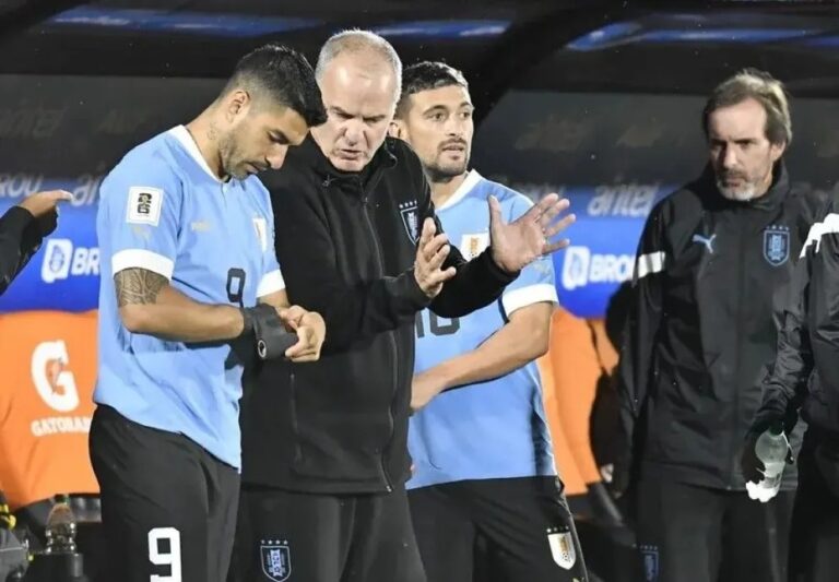 “Afecta mi autoridad”: Bielsa volvió a hablar sobre el escándalo en Uruguay y las críticas de Suárez