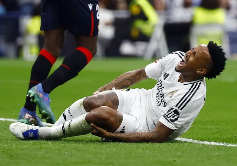 Eder Militao fue operado de su grave lesión