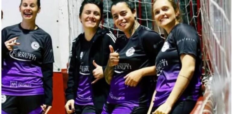 Tragedia en el fútbol: muere tras caer de un edificio mientras grababa un vídeo