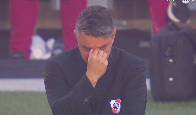 (VIDEO) EMOTIVO: Las lágrimas de Marcelo Gallardo tras el minuto de silencio en honor a su padre