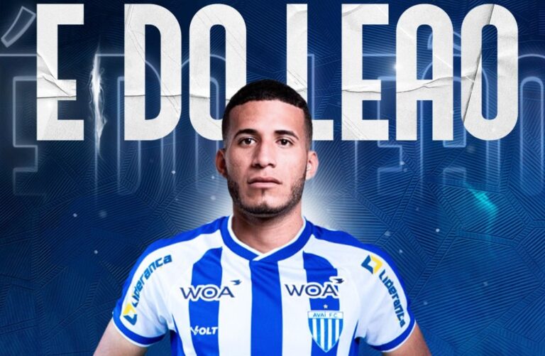 OFICIAL: Avaí Futebol Clube anunció el fichaje de Robert Burbano