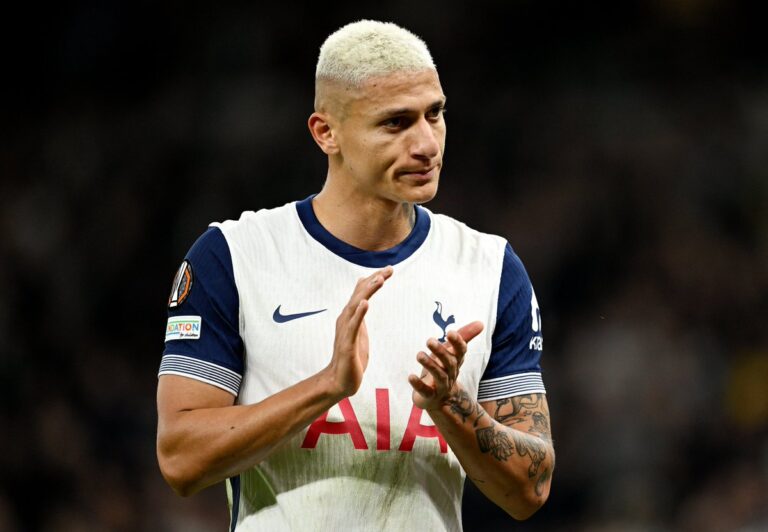 Flamengo ofertó 20 millones de euros por Richarlison