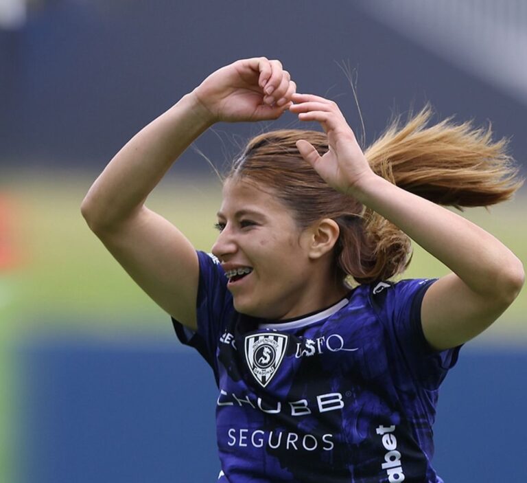 Emily Arias reforzará al América MG de Brasil
