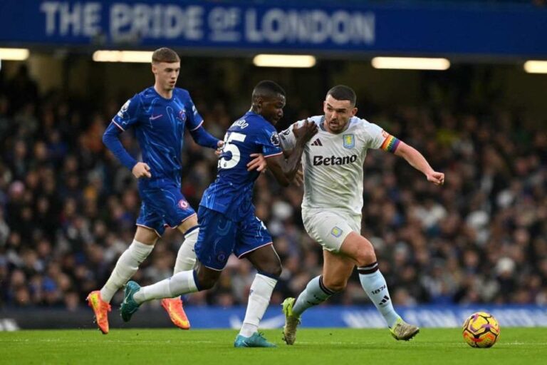 (VIDEO) “Lateral interiorizado”: Moi Caicedo destacó en un nuevo puesto en la goleada del Chelsea