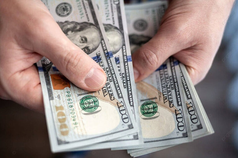 Salario Básico Unificado de Ecuador subirá a $470 en 2025