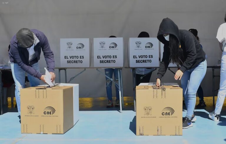 Consulta tu lugar de votación para este 2025 en Ecuador