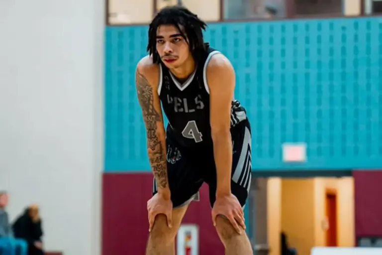Tragedia en Estados Unidos: As3sin4n a promesa del baloncesto de 17 años