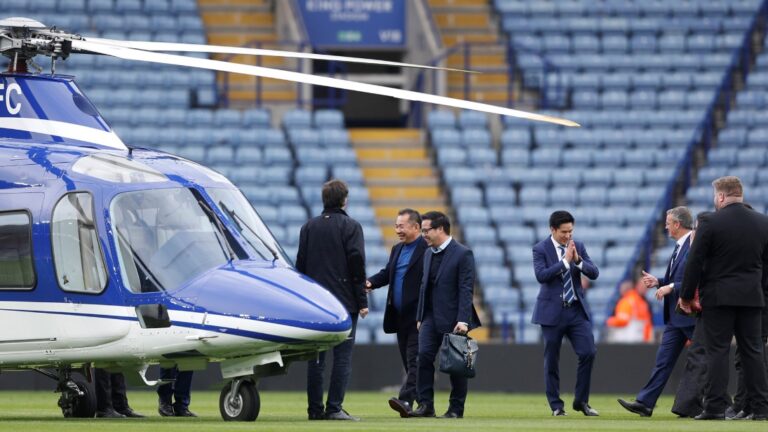 Demanda multimillonaria contra los constructores del helicóptero en el que murió el dueño del Leicester City