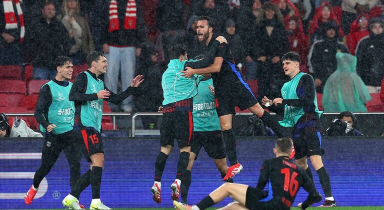 (VIDEO) El Barça remontó y venció 5-4 al Benfica en el último suspiro