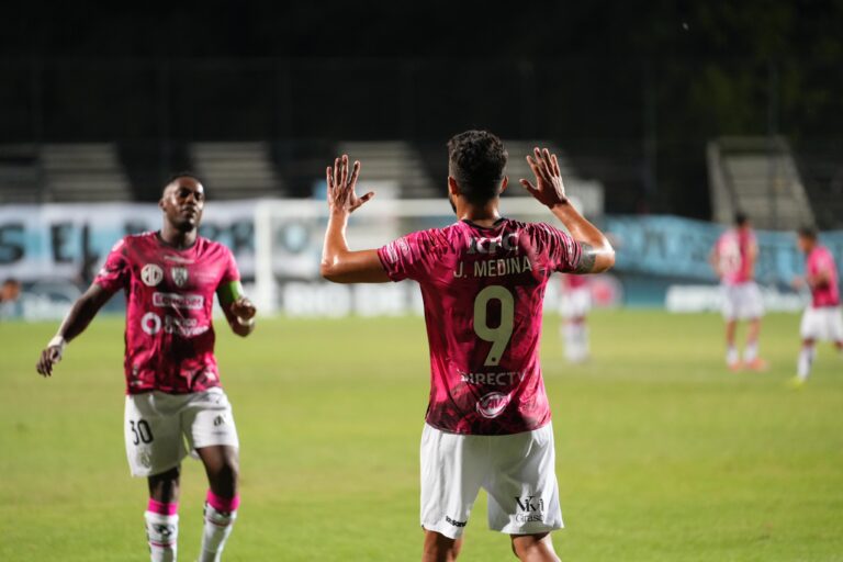 (VIDEO) IDV derrotó al Club Atlético Cerro en la Serie Río de la Plata