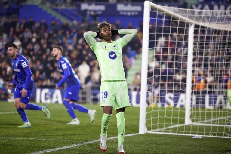 (VIDEO) Paso atrás de un Barça que sigue atascado en la Liga