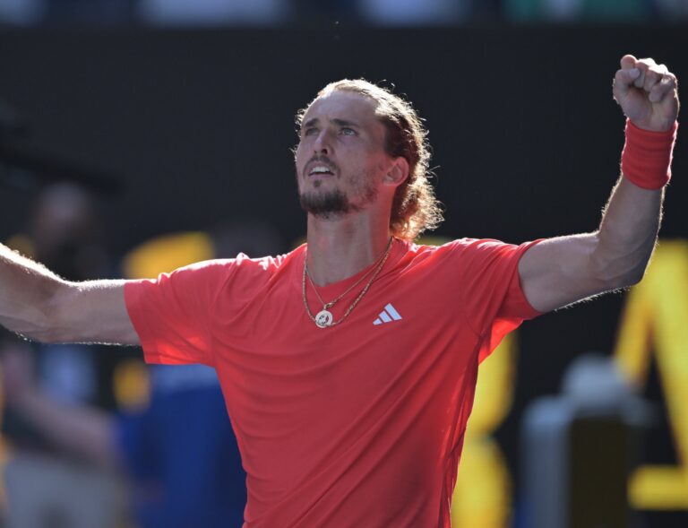 (VIDEO) Djokovic abandona: Alexander Zverev avanza a la final del Australian Open