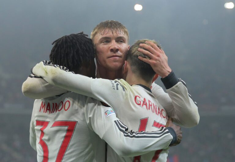 (VIDEO) DE VISITANTE: Manchester United ganó y está en 8vos de la Europa League