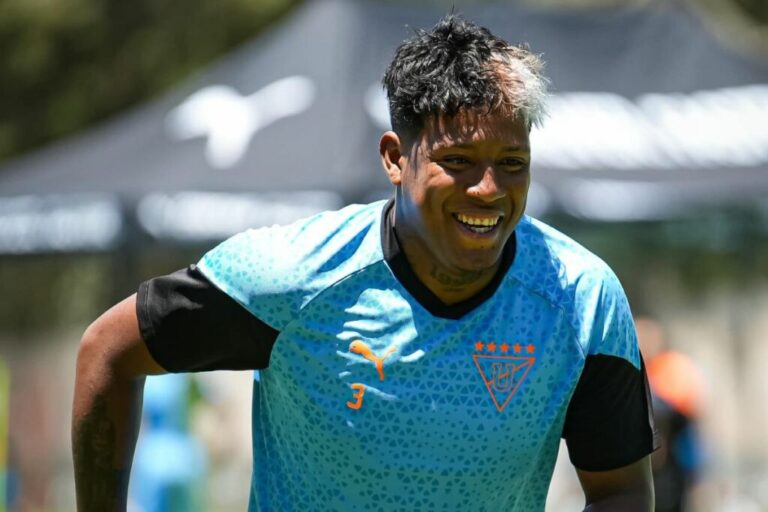 Desde LDU dan buenas noticias por Richard Mina: “Pronto estará a disposición”