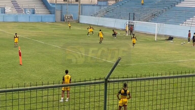 (VIDEO) La gran definición de Felipe Caicedo en el entrenamiento de BSC