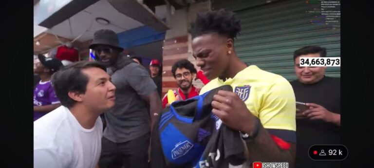 (VIDEO) A ISHOWSPEED LE REGALARON LA CAMISETA DE EMELEC